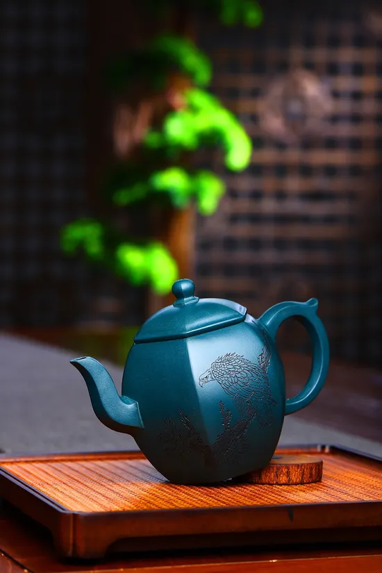 Zisha Teapots: Hexagonal Palace Lantern | Xu Liuming 3