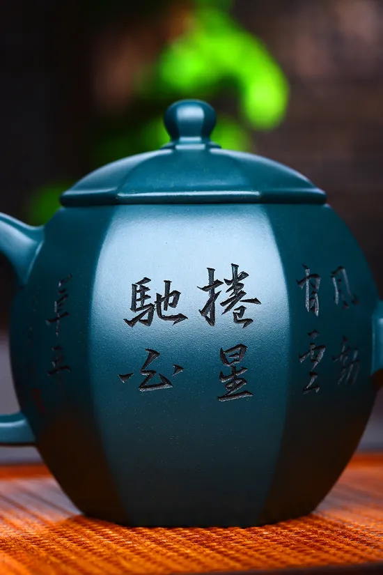 Zisha Teapots: Hexagonal Palace Lantern | Xu Liuming 5