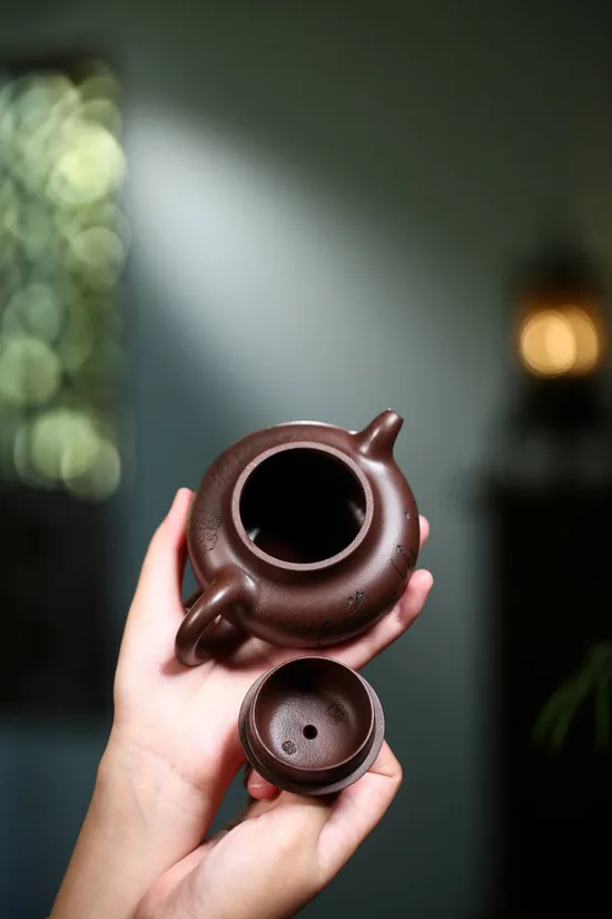 Zisha Teapots: aged Huanglong Mountain sedimentary purple clay | 2100 CNY 5