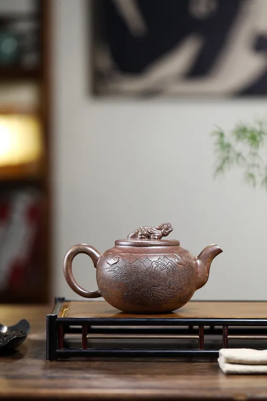 Zisha Teapots: Auspicious Beast | 2400 CNY 5