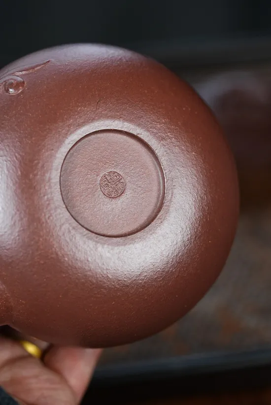 Zisha Teapots: 9000 CNY | Zhou Yun 6