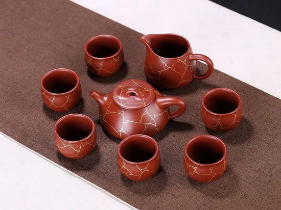 Premium Yixing Zisha Teapot Set – Handcrafted Ceramics & 24K Gold 1