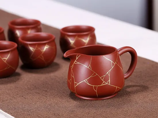 Premium Yixing Zisha Teapot Set – Handcrafted Ceramics & 24K Gold 5