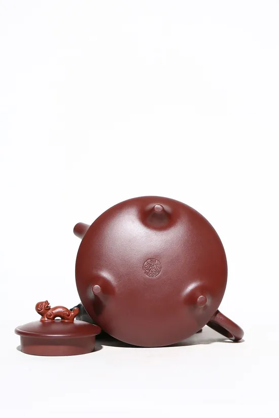 Premium Yixing Zisha Teapot | Collector’s Artisan Crafted 4