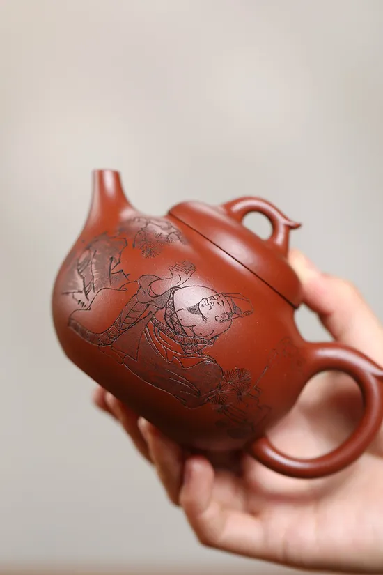 Yixing Zisha Teapot by Yong Shuying | Handcrafted Collectible Artistry 7