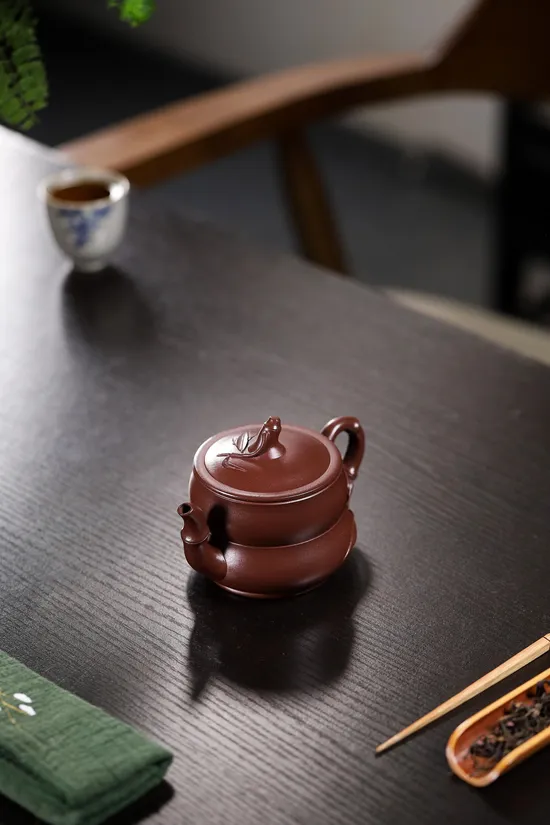 Premium Yixing Clay Teapot | Handcrafted Artisan Collectible 3