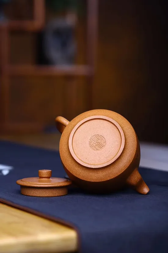 Yixing Teapot | Authentic Chinese Clay Zisha Pottery | Master Crafted 1