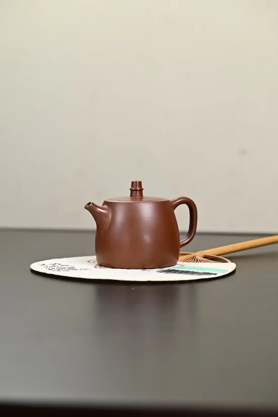 Yixing Zisha Teapot – Artisan Clay, Vintage Craftsmanship & Collectible Design 2