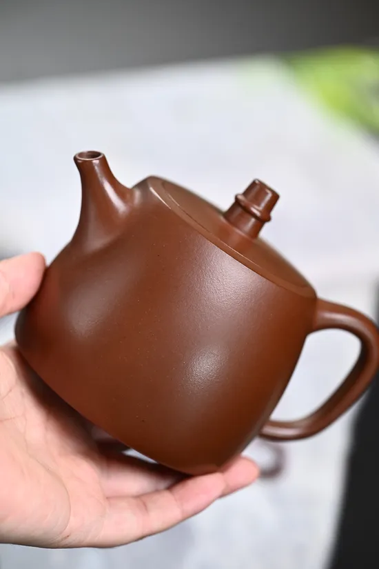Yixing Zisha Teapot – Artisan Clay, Vintage Craftsmanship & Collectible Design 5