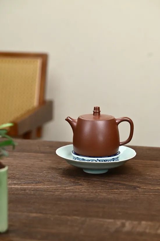 Yixing Zisha Teapot – Artisan Clay, Vintage Craftsmanship & Collectible Design 6