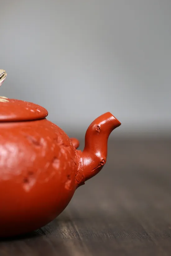 Zisha Teapots: National-Level Artisan Bao Yuhua | Da Hongpao clay 4