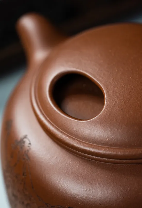 Yixing Zisha Teapot Masterpiece – Handcrafted Clay Artistry by Master Artist 4
