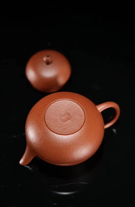 Zisha Teapots: Yixing zhuni clay | 900 CNY | Gao Li model 2