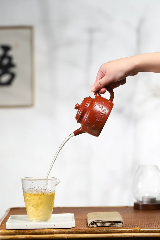 Zisha Teapots: 1970s Da Hong Pao clay | ni-hui goldfish pattern 5