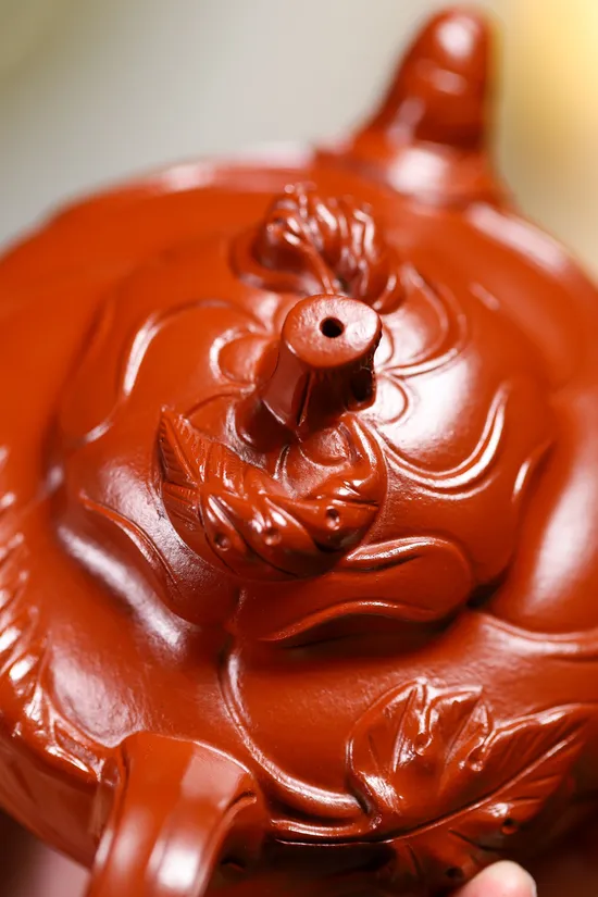Zisha Teapots: Wind-Swept Hibiscus | Da Hong Pao clay 5
