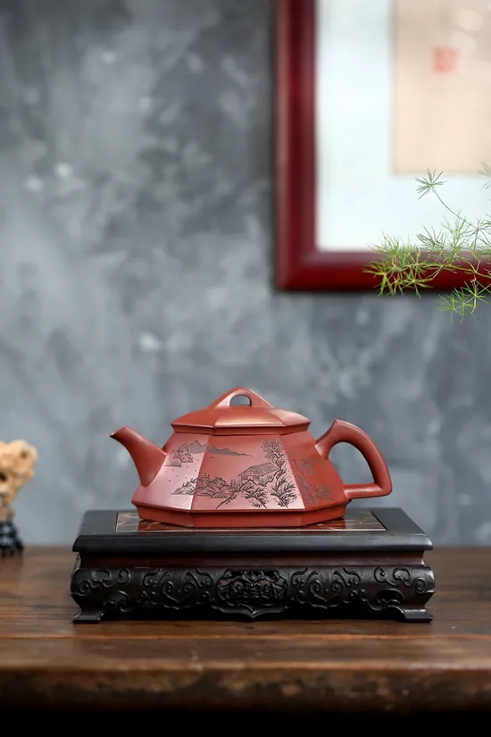 Zisha Teapots: Cubic Jade Hat | Baoyu Hua 1