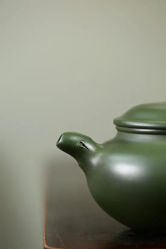 Zisha Teapots: Pine Cone | 2700 CNY 1