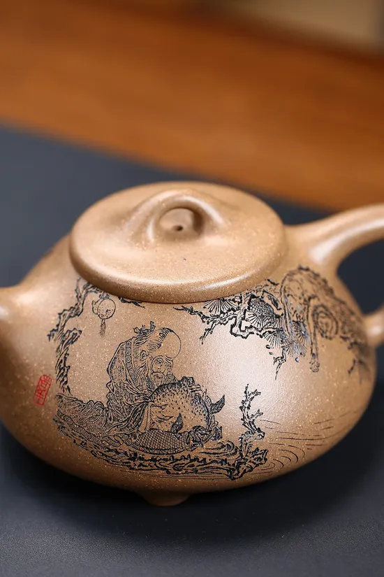 Zisha Teapots: 3900 CNY | Duan clay 7