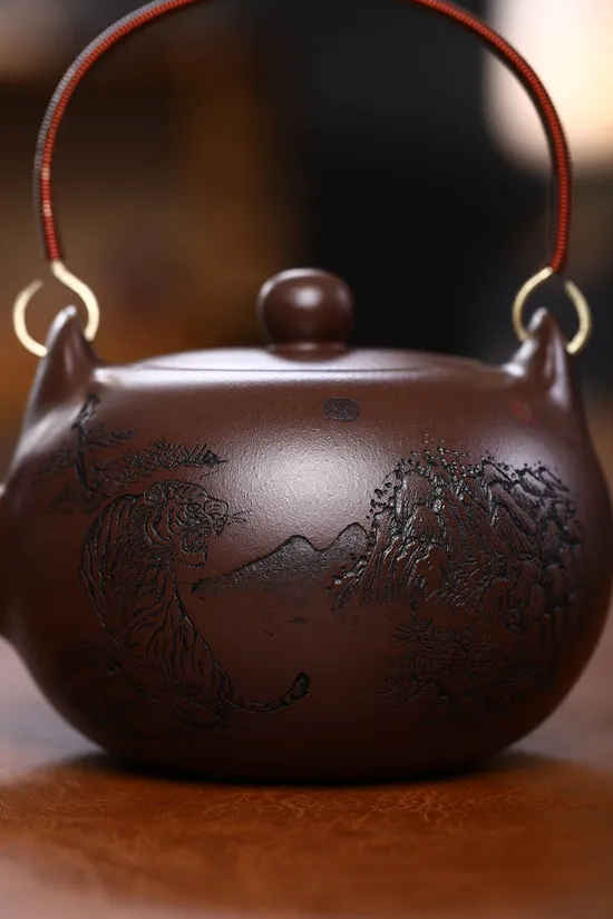 Zisha Teapots: Fan Jianxin | Sacred Pearl Overhead Teapot | 380cc capacity 3
