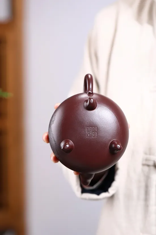 Zisha Teapots: 3300 CNY | Three-Legged Dragon Pearl 7