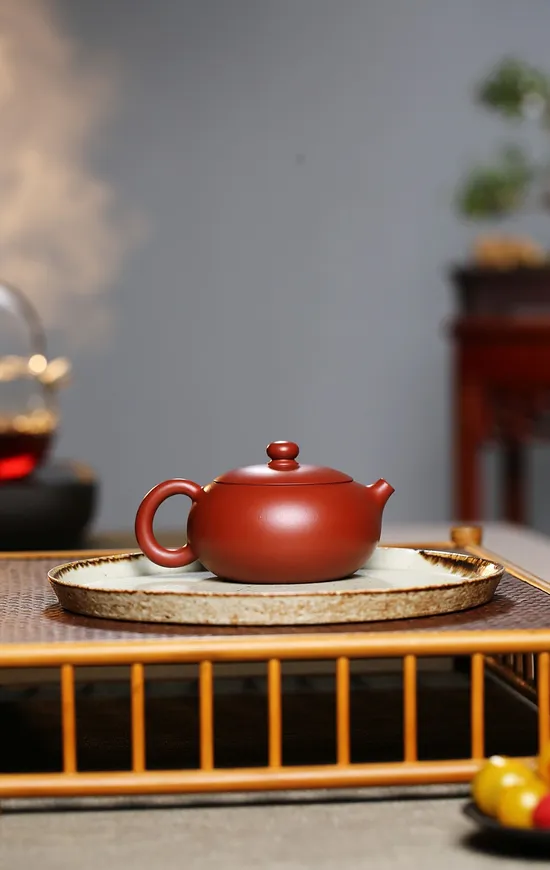 Premium Handcrafted Yixing Clay Teapot - Artisan Ceramic Teaware 4