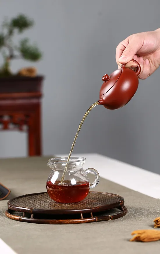 Premium Handcrafted Yixing Clay Teapot - Artisan Ceramic Teaware 6