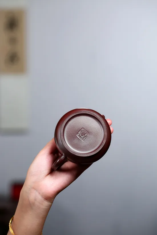 Zisha Teapots: Jinlong Blood Clay | Fully Handmade Palace Lantern 2