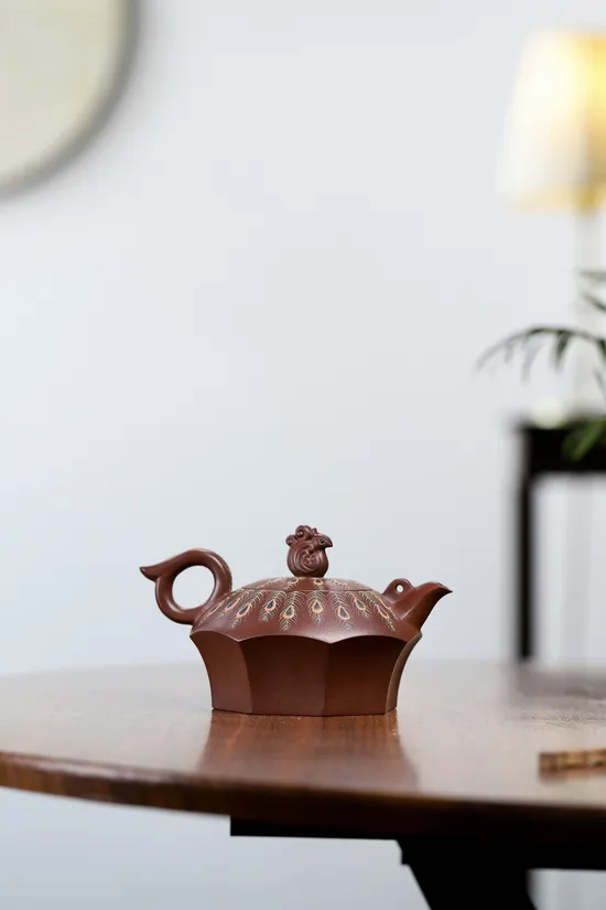 Handcrafted Yixing Purple Clay Peacock Teapot | Artisan Yuan Lianyun 2