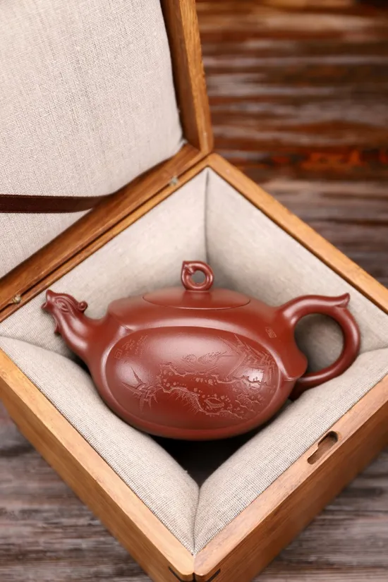 Handcrafted Yixing Zisha Teapot | Artisan Clay Teapot Collection 1