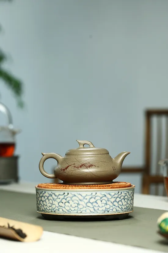 Premium Yixing Clay Teapot | Artisan-Crafted Zisha Pottery 2