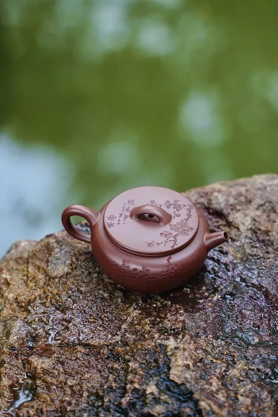 Handcrafted Yixing Teapot - Antique Design & Premium Zisha Clay 2