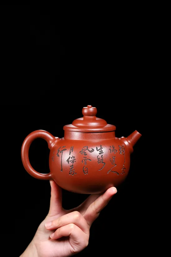Zisha Teapots: 6000 CNY | Hongpilong clay 8