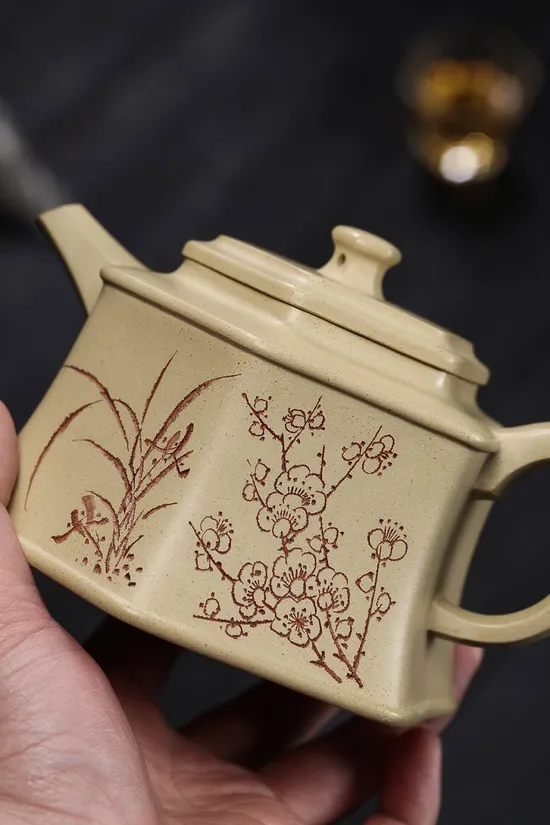 Premium Yixing Zisha Clay Teapot - Authentic Craftsmanship, 450CC 3