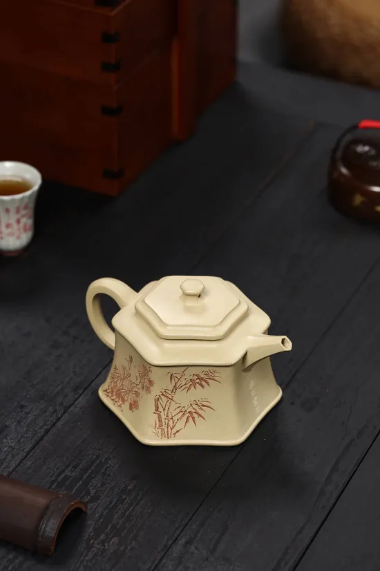 Premium Yixing Zisha Clay Teapot - Authentic Craftsmanship, 450CC 7