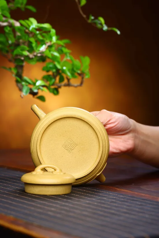 Zisha Teapots: 1500 CNY | Ben Shan Duan clay 5