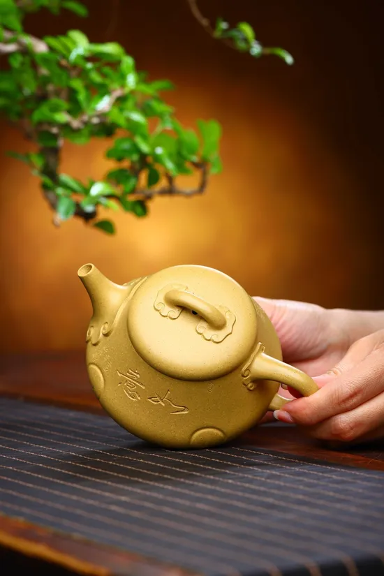 Zisha Teapots: 1500 CNY | Ben Shan Duan clay 7