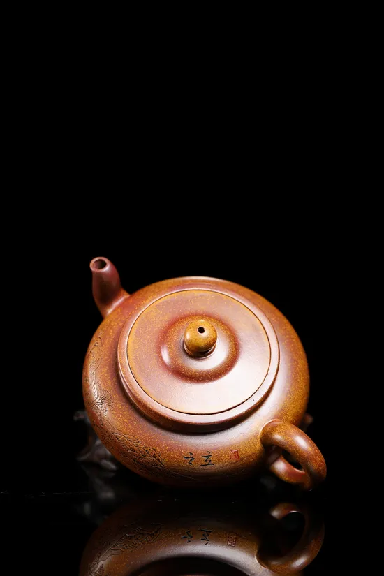 Zisha Teapots: Flat Lantern | Golden Sand 2