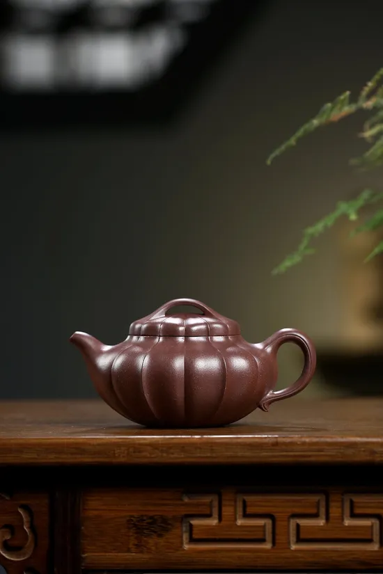 Yixing Zisha Teapot: Handcrafted Collectible by Master Wang Fang 3