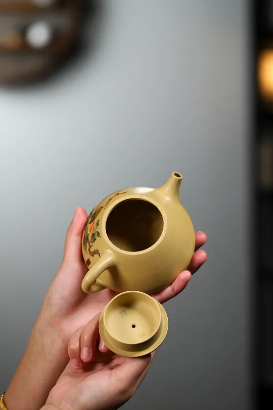 Zisha Teapots: Master Yang Peng | Shi Piao-style | Ben Shan Lüni clay 2