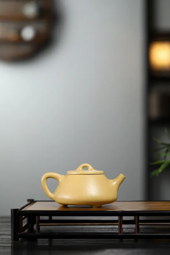 Zisha Teapots: Master Yang Peng | Shi Piao-style | Ben Shan Lüni clay 5