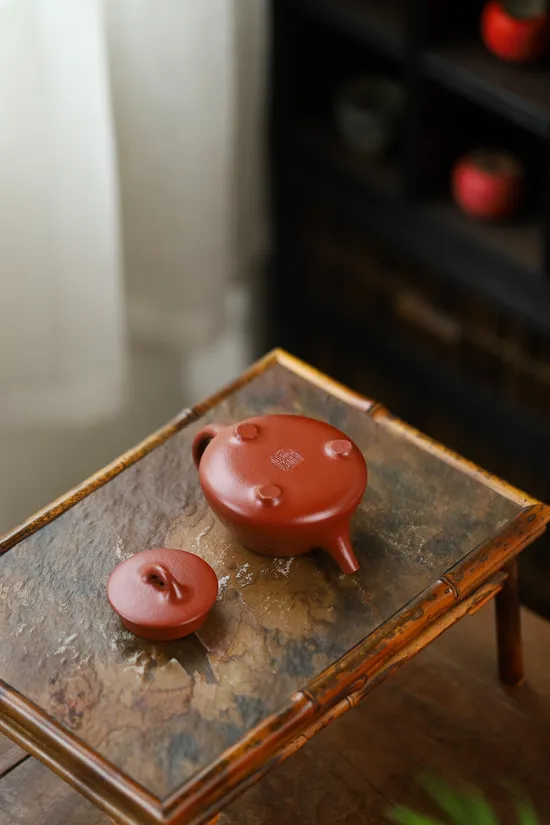 Zisha Teapots: Yang Junbao | Manjianghong Shípiáo 4