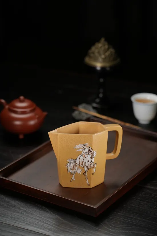 Yixing Zisha Teapot - Handcrafted Golden Clay Horse Design Teapot 1
