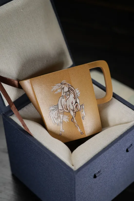 Yixing Zisha Teapot - Handcrafted Golden Clay Horse Design Teapot 6