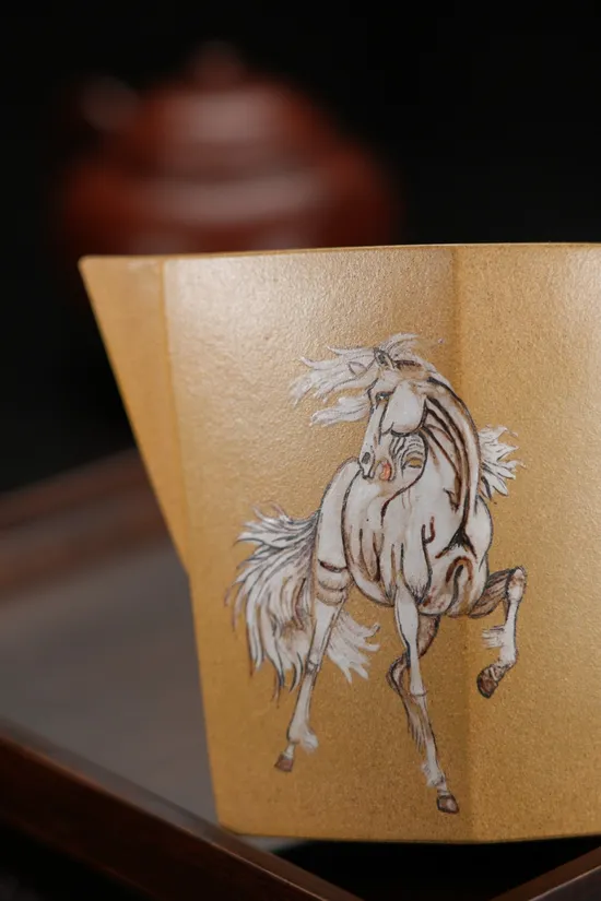Yixing Zisha Teapot - Handcrafted Golden Clay Horse Design Teapot 9
