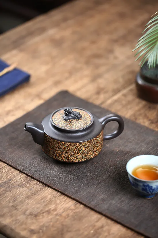 Zisha Teapots: Tiger's Vigor | 1440 CNY 9