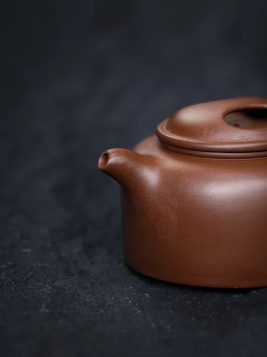 Zisha Teapots: Ox-Lid Lotus Seed | premium purple clay 3