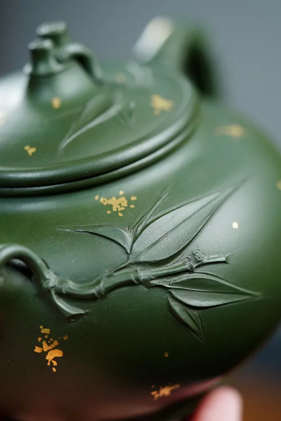 Zisha Teapots: 2400 CNY | Modest Bamboo 2