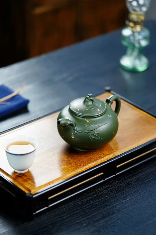 Zisha Teapots: 2400 CNY | Modest Bamboo 4