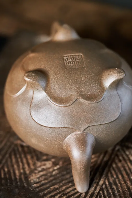 Zisha Teapots: Sanzu He Lian | old duan clay 4