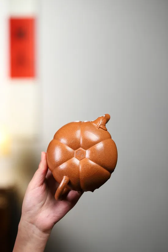 Zisha Teapots: aged duan clay | Master Zhuang Li 1